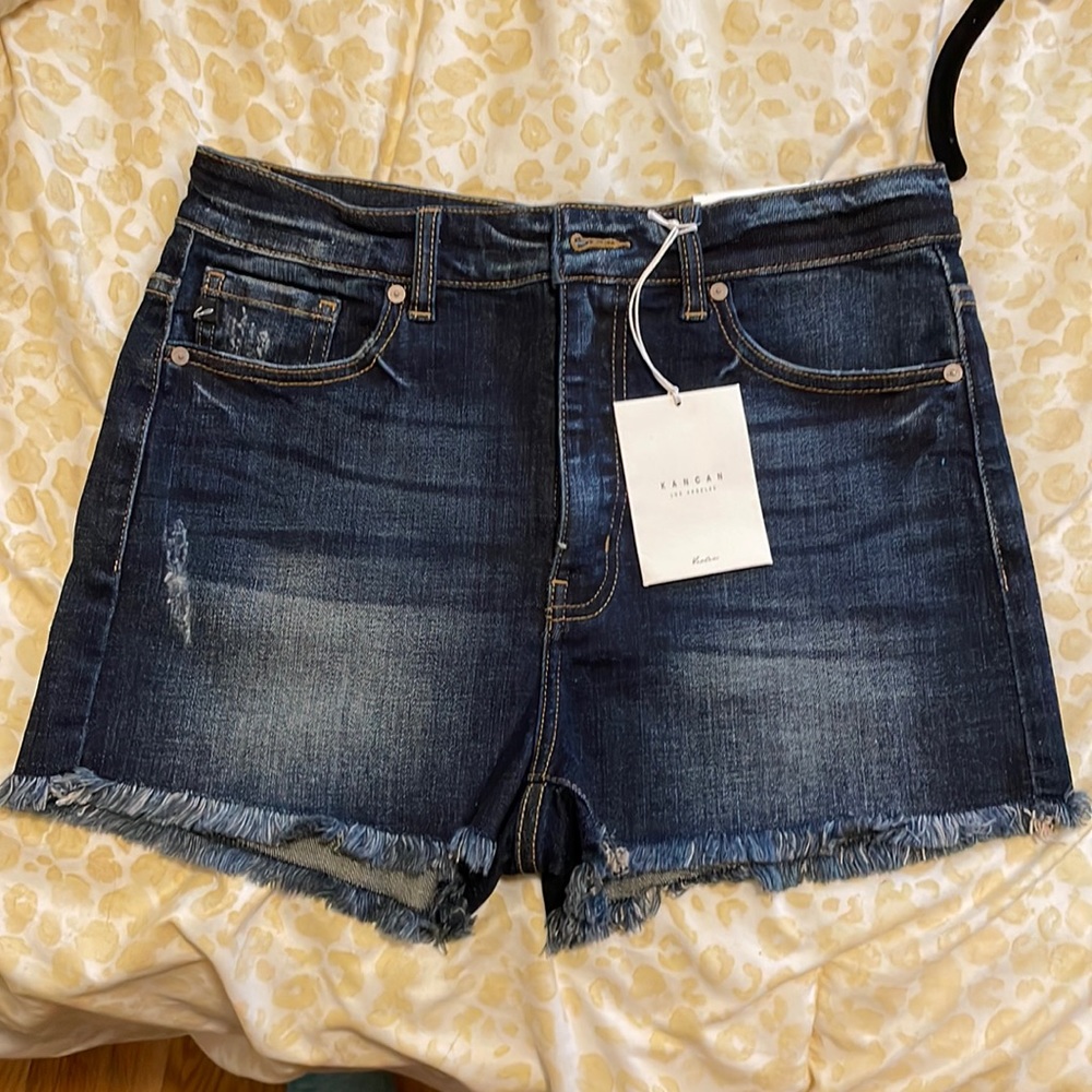 NWT KanCan Denim Shorts size L